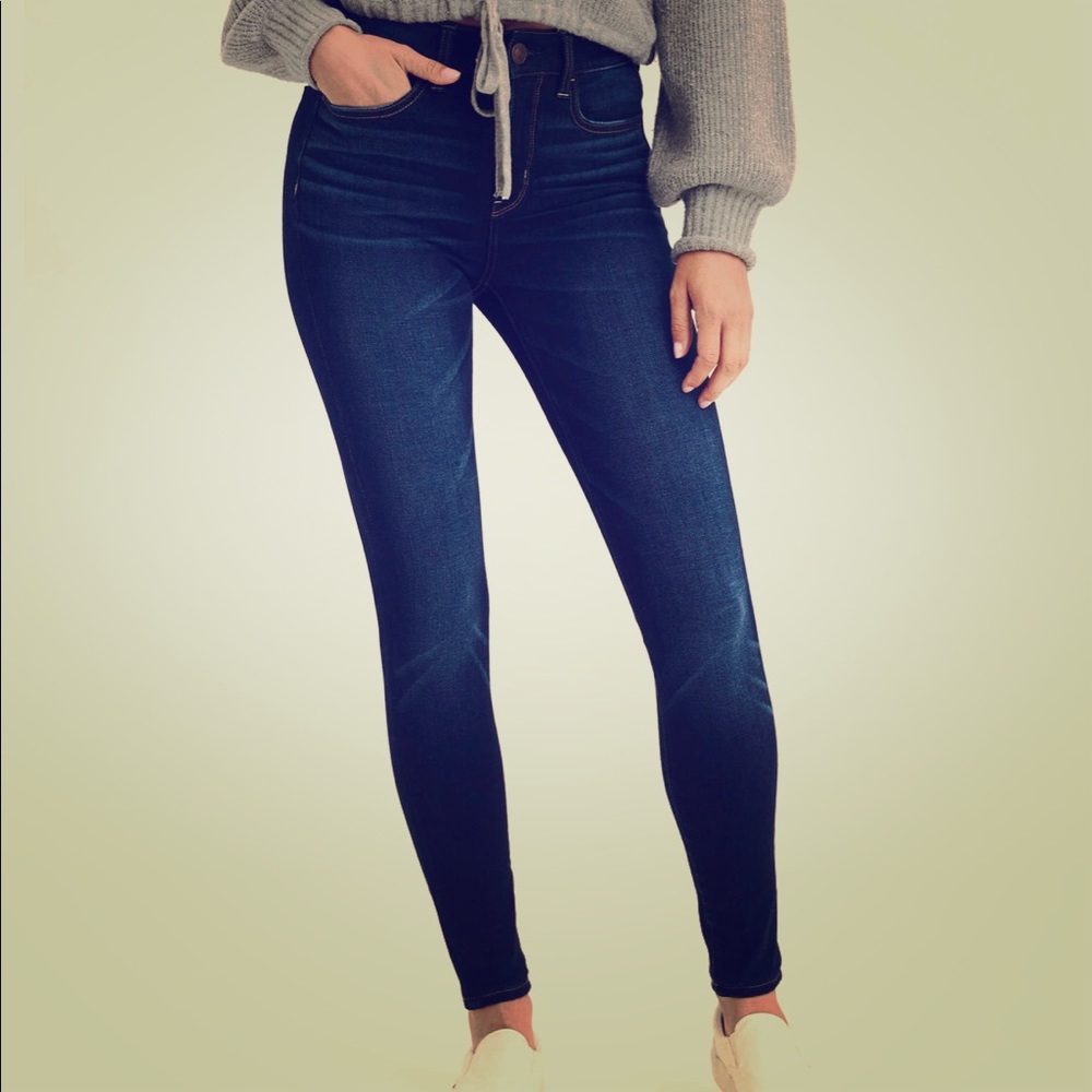 SOLD American Eagle “Dream Jean” Jegging